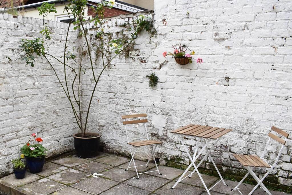 Havelock Court Apartment Whitby Exteriör bild